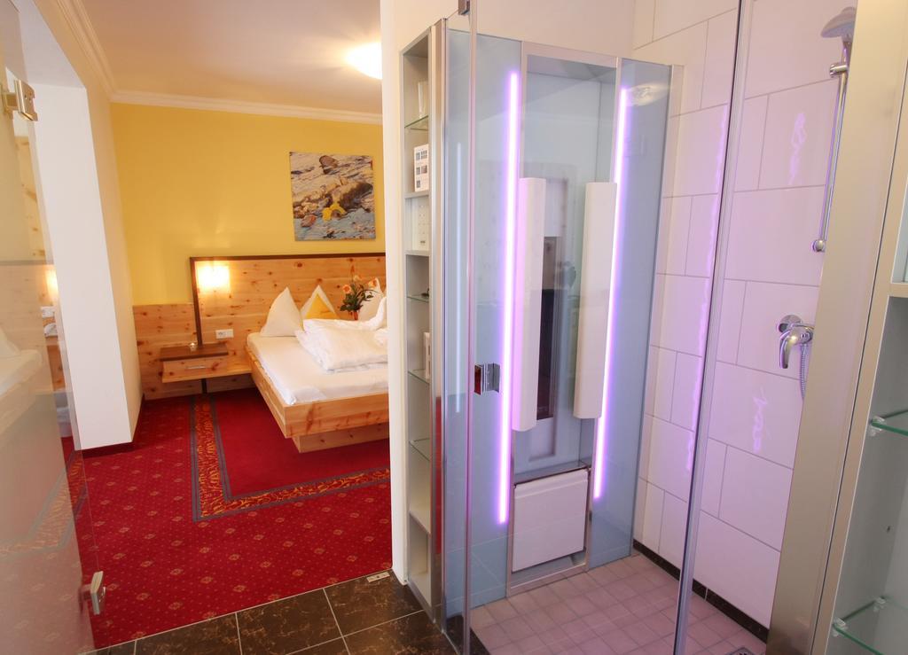 Hotel Erlebniswelt Stocker Шладминг Стая снимка